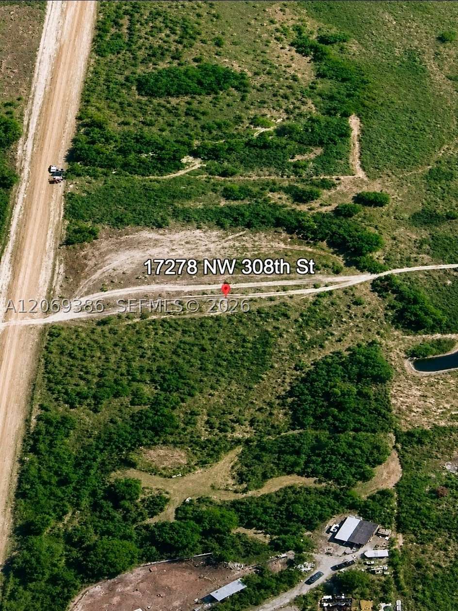 1.25 Acres of Residential Land for Sale in Okeechobee, Florida