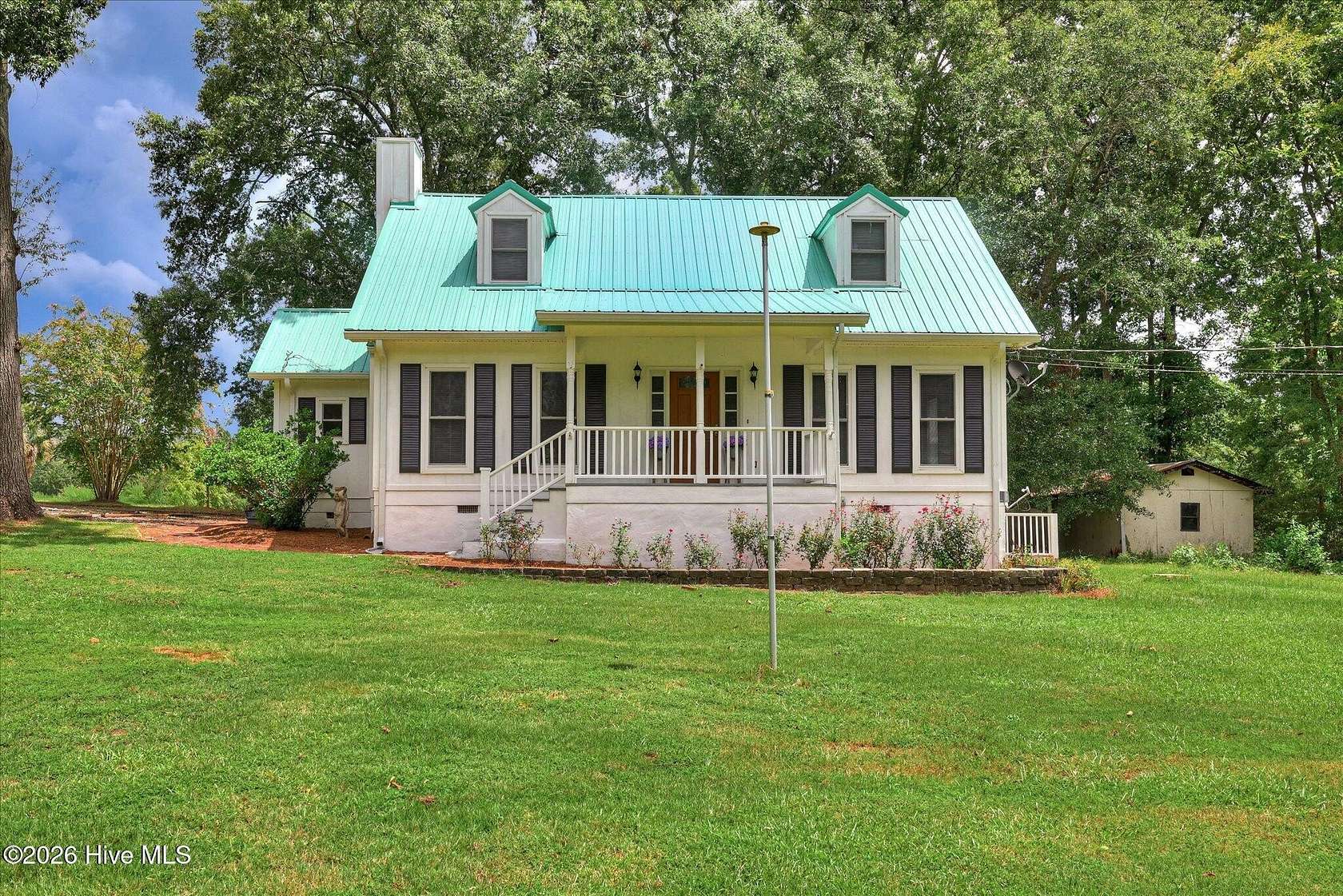 5 Acres of Land with Home for Sale in Harlem, Georgia