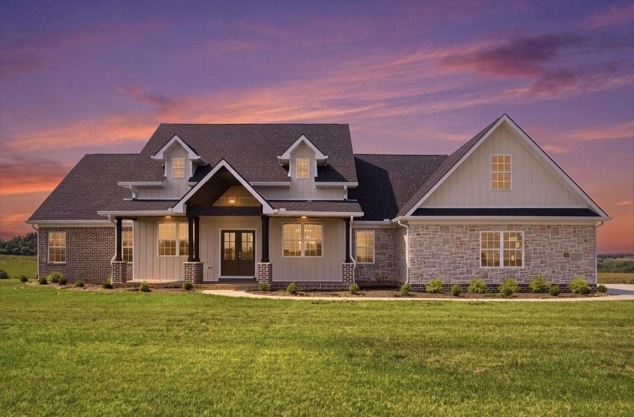 5 Acres of Land with Home for Sale in Richmond, Kentucky