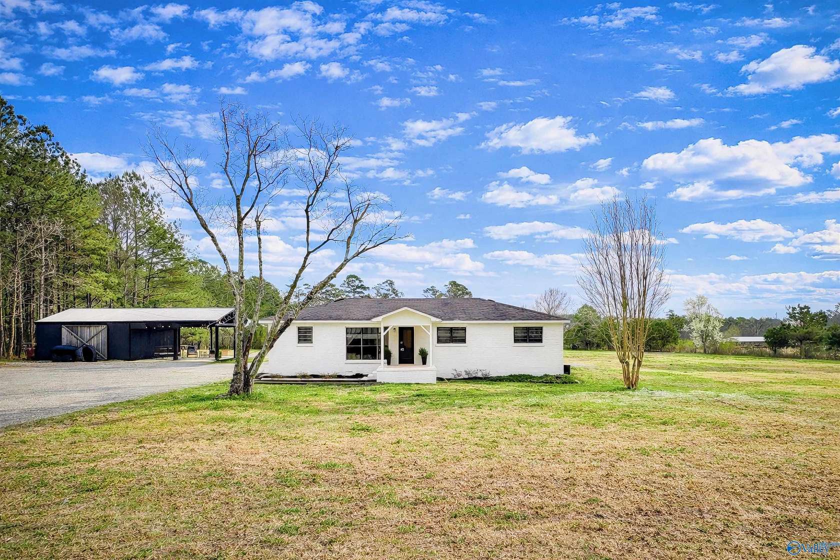 4.9 Acres of Land with Home for Sale in Hartselle, Alabama