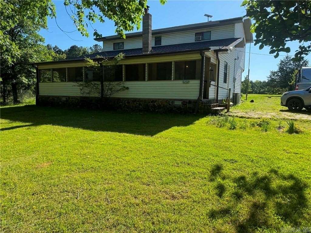 2.5 Acres of Land with Home for Sale in Mountain View, Arkansas