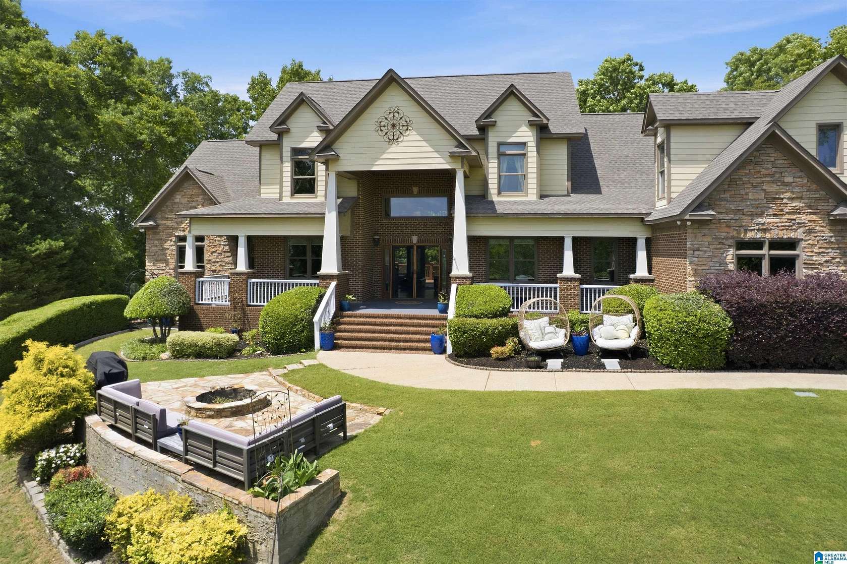 3 Acres of Land with Home for Sale in Chelsea, Alabama