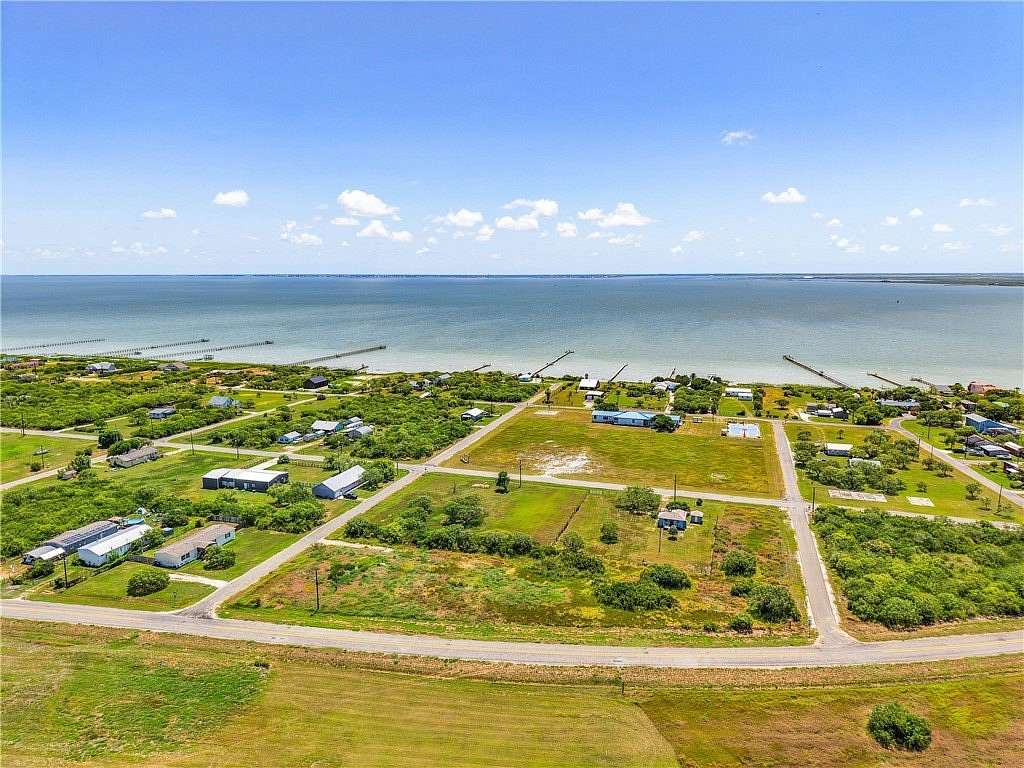 1 Acre of Residential Land for Sale in Bayside, Texas