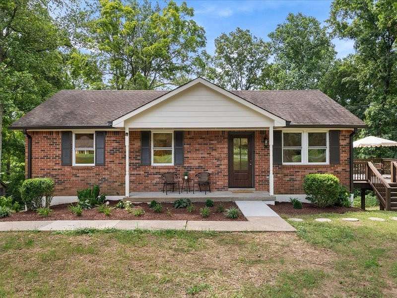 1.85 Acres of Land with Home for Sale in Goodlettsville, Tennessee