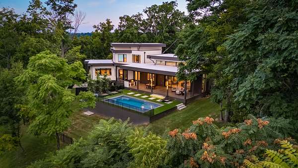 5 Acres of Land with Home for Sale in Nashville, Tennessee
