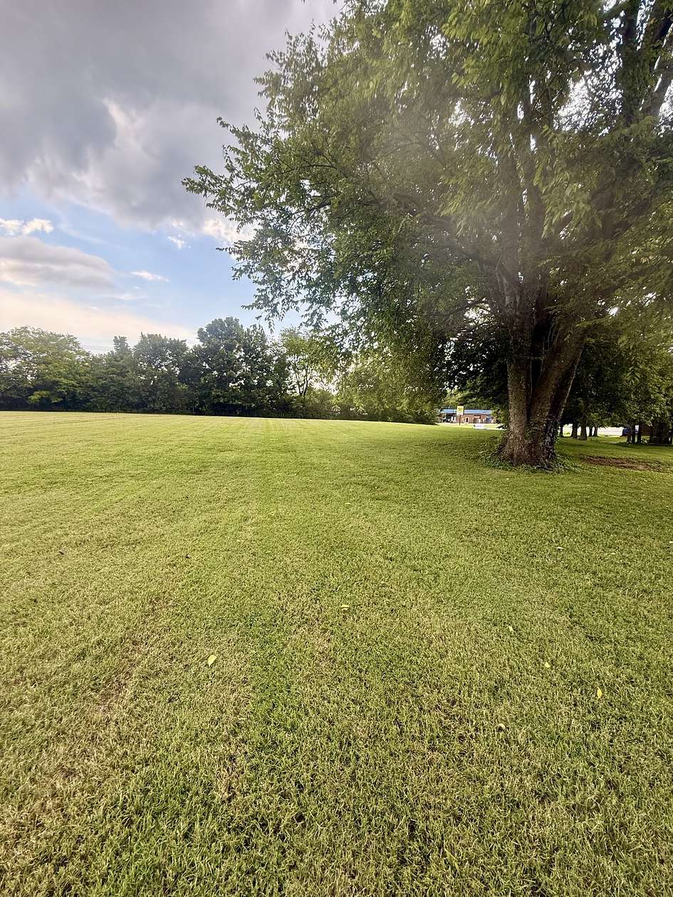0.58 Acres of Residential Land for Sale in Gallatin, Tennessee
