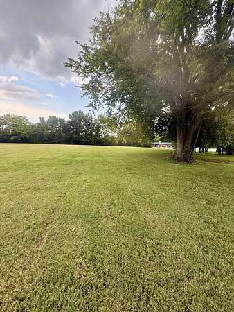 0.58 Acres of Residential Land for Sale in Gallatin, Tennessee