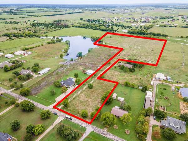 17.9 Acres of Land for Sale in Kaufman, Texas