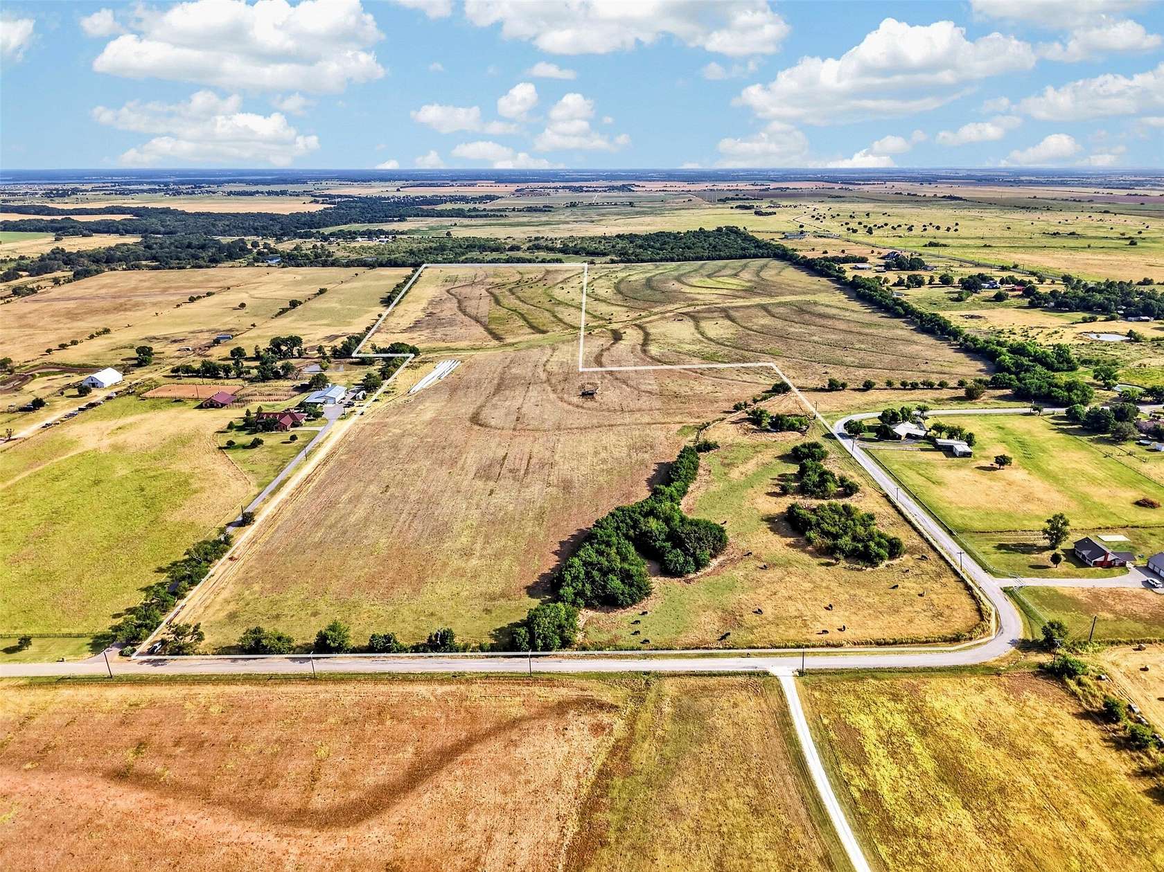 52 Acres of Land for Sale in Pilot Point, Texas