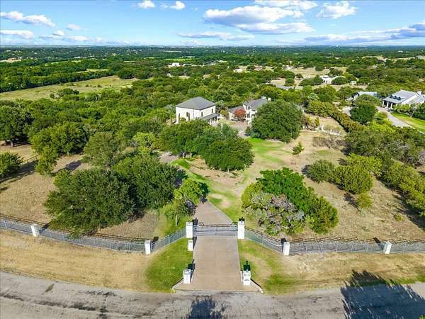 3.9 Acres of Land with Home for Sale in Aledo, Texas