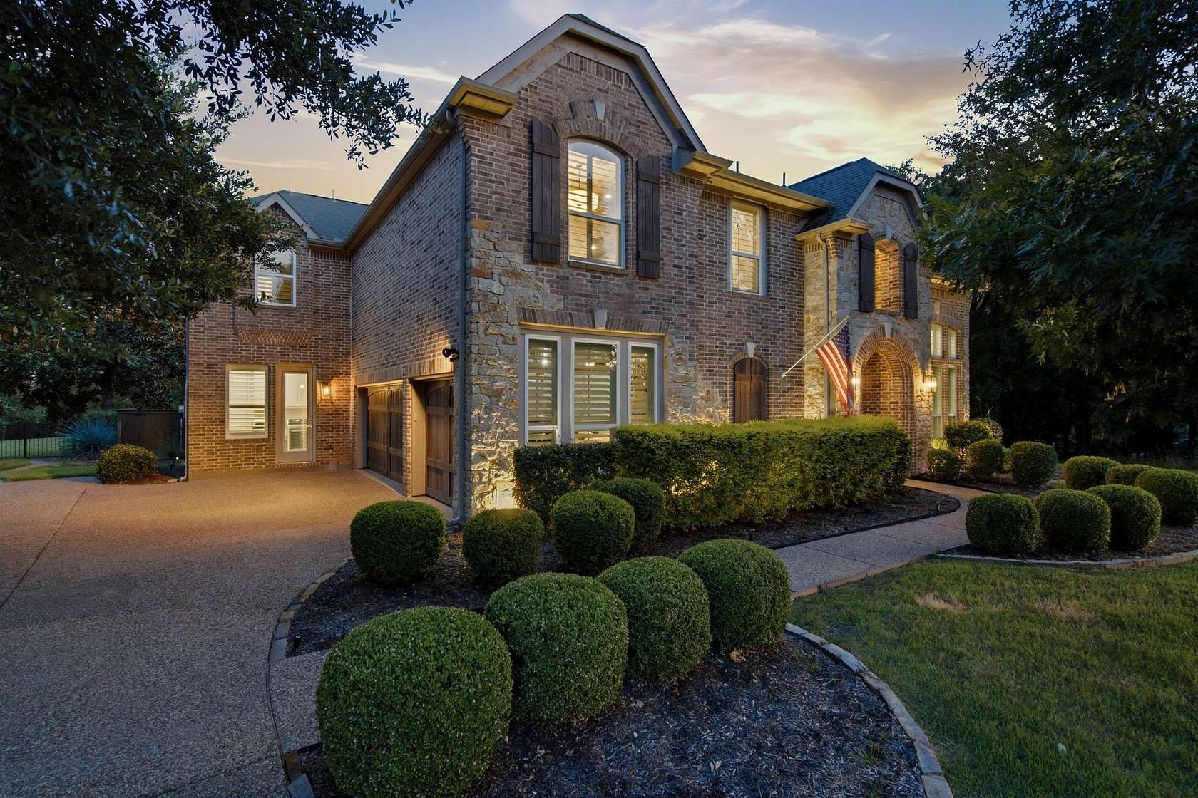 1.51 Acres of Land with Home for Sale in Flower Mound, Texas