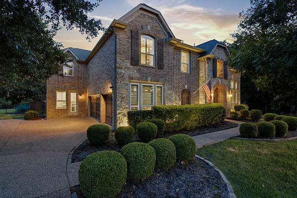 1.51 Acres of Land with Home for Sale in Flower Mound, Texas