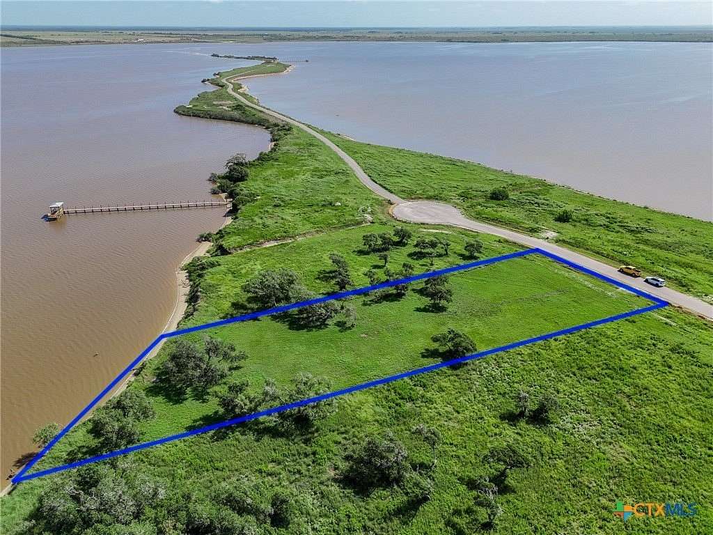 1.1 Acres of Residential Land for Sale in Port Lavaca, Texas