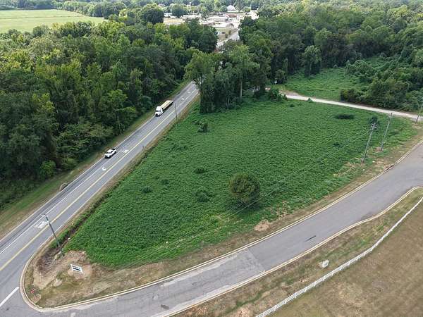 2.37 Acres of Commercial Land for Sale in Moundville, Alabama