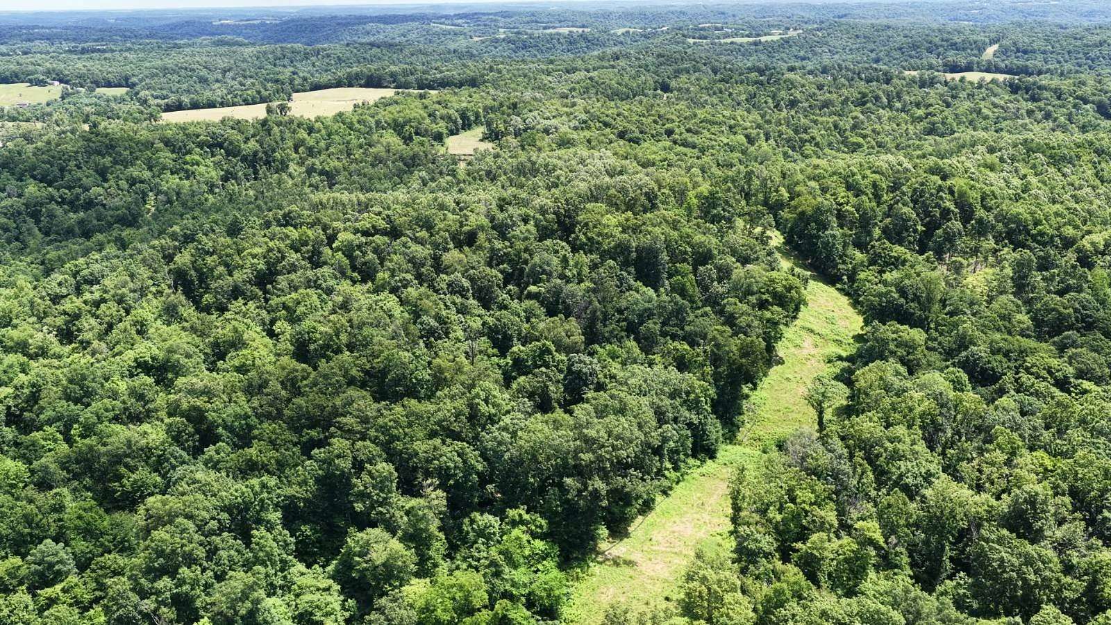 27 Acres of Recreational & Residential Land for Sale in Freeport, Ohio