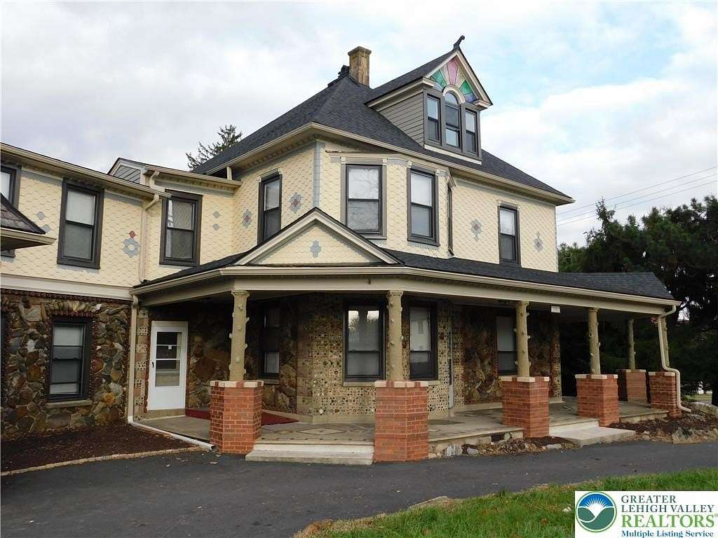 0.99 Acres of Land with Home for Sale in Bethlehem, Pennsylvania