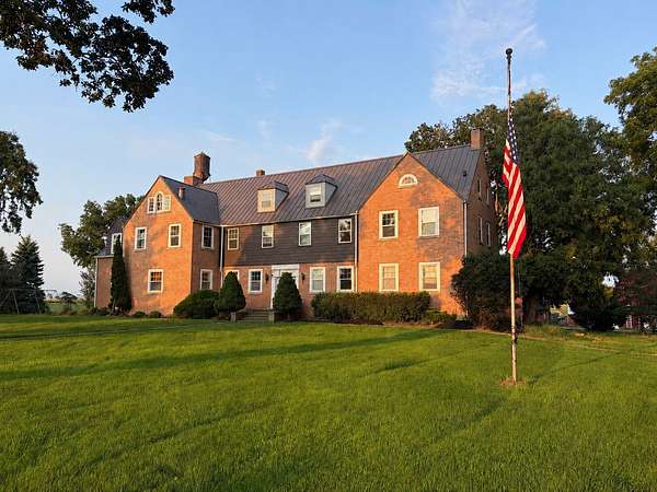 10 Acres of Land with Home for Sale in Polo, Illinois