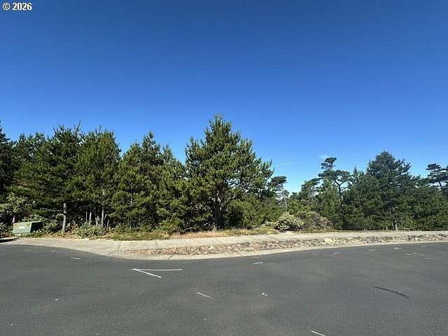 0.5 Acres of Residential Land for Sale in Florence, Oregon
