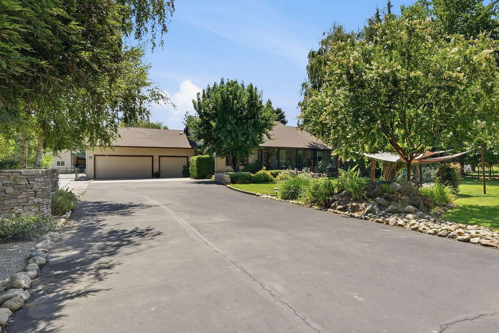 2.85 Acres of Land with Home for Sale in Anderson, California