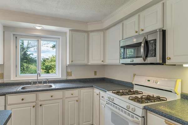 5.2 Acres of Land with Home for Sale in Portsmouth, New Hampshire