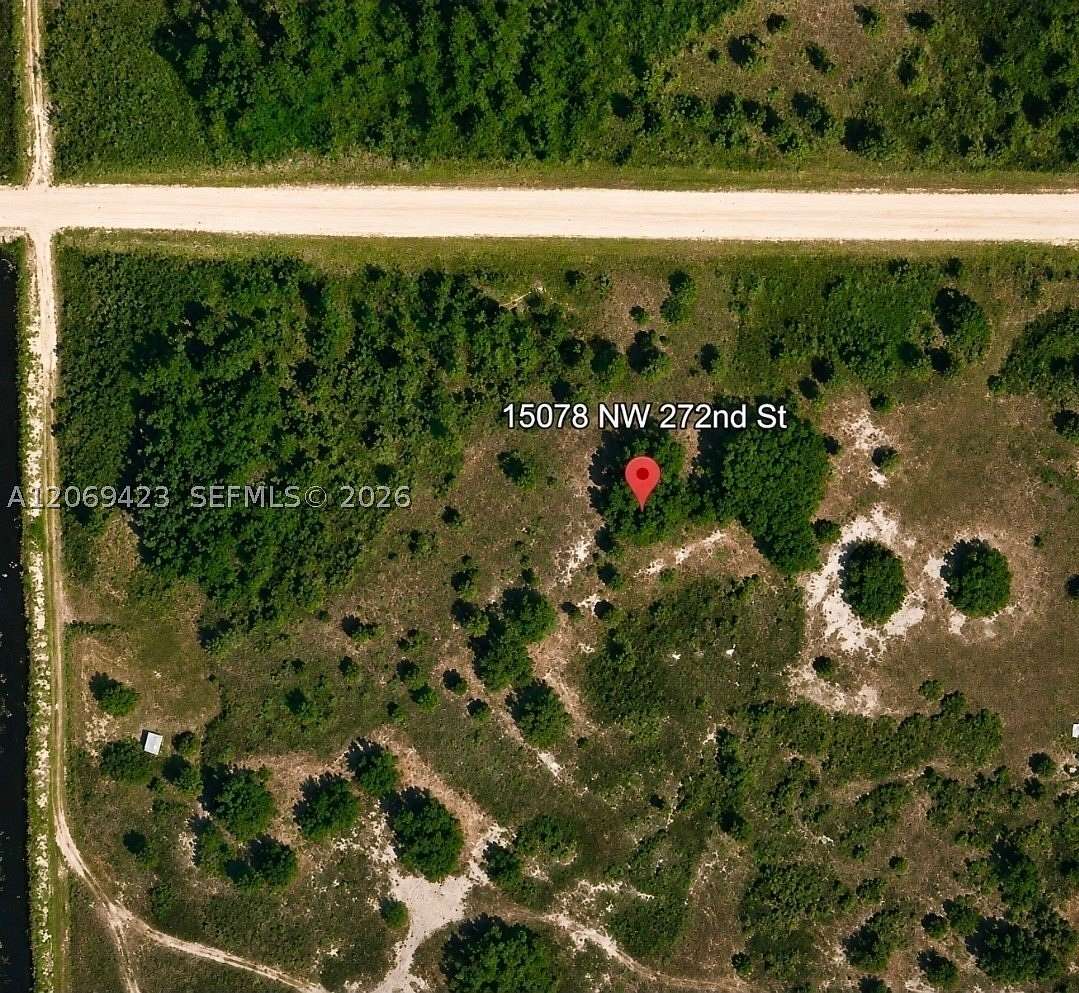 1.25 Acres of Residential Land for Sale in Okeechobee, Florida