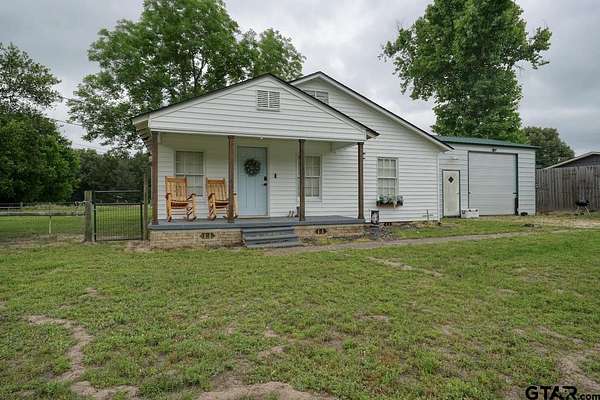 2.1 Acres of Land with Home for Sale in Ben Wheeler, Texas