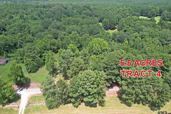 5.5 Acres of Land for Sale in Clarksville, Texas