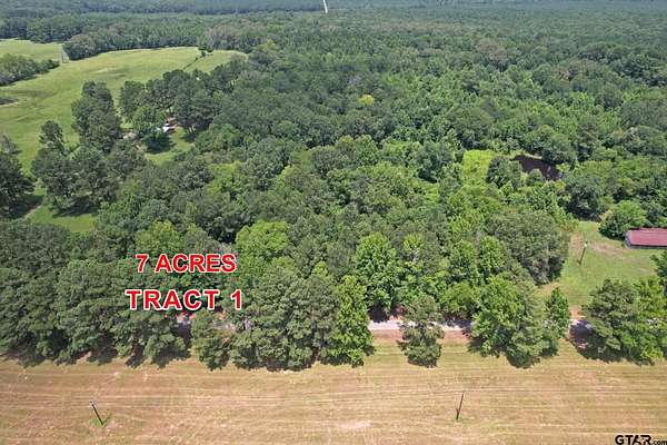 7 Acres of Land for Sale in Clarksville, Texas