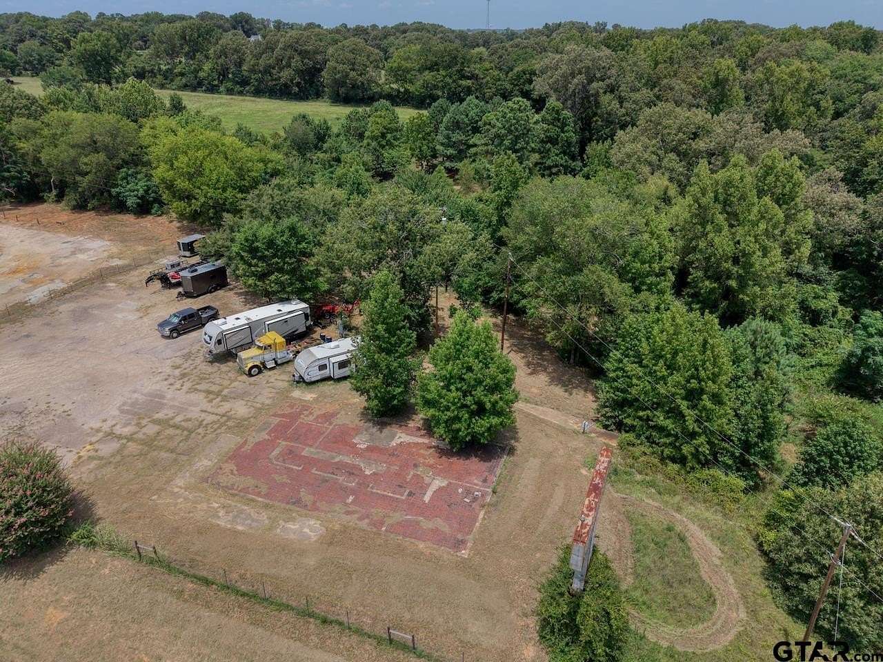 3 Acres of Land for Sale in Lindale, Texas