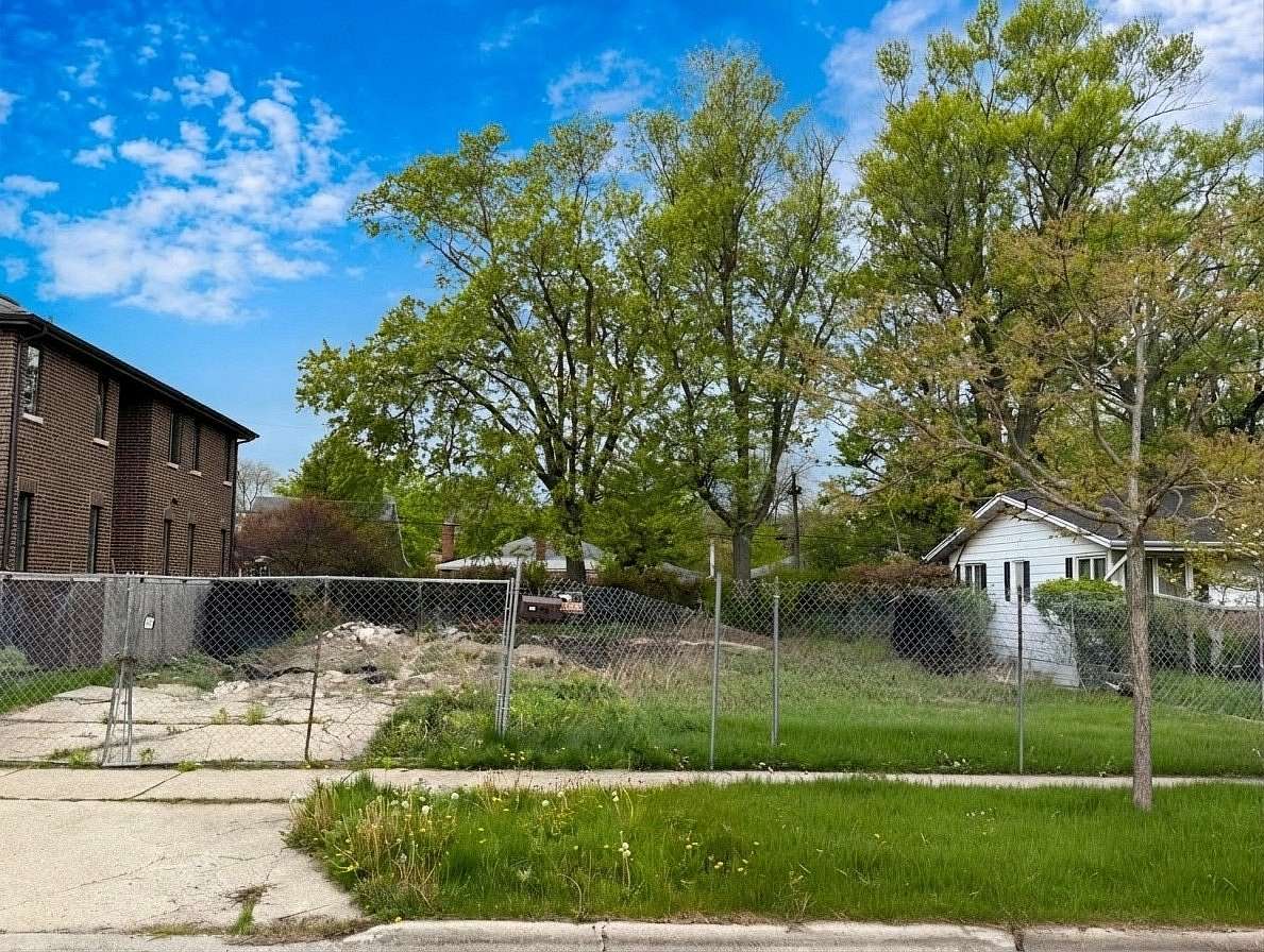 Residential Land for Sale in Park Ridge, Illinois
