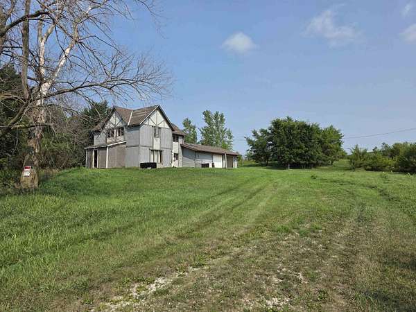 5.69 Acres of Land with Home for Sale in Danbury, Iowa