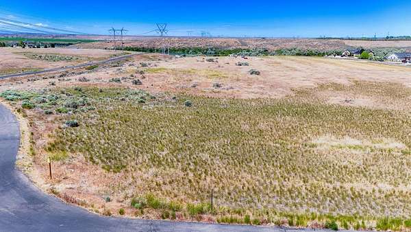 6 Acres of Residential Land for Sale in American Falls, Idaho