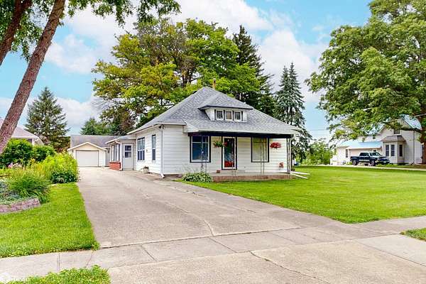 2.8 Acres of Land with Home for Sale in Avoca, Iowa