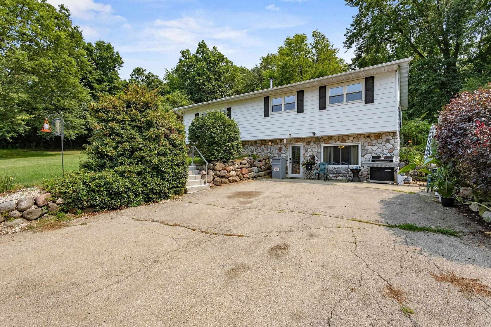 1.78 Acres of Land with Home for Sale in Middleton, Wisconsin