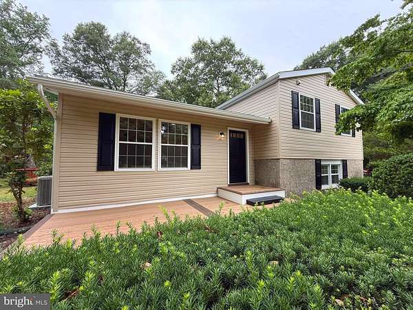 6.2 Acres of Land with Home for Sale in Millville, New Jersey