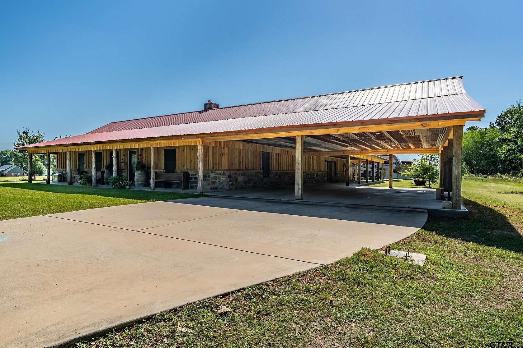 5 Acres of Land with Home for Sale in Arp, Texas