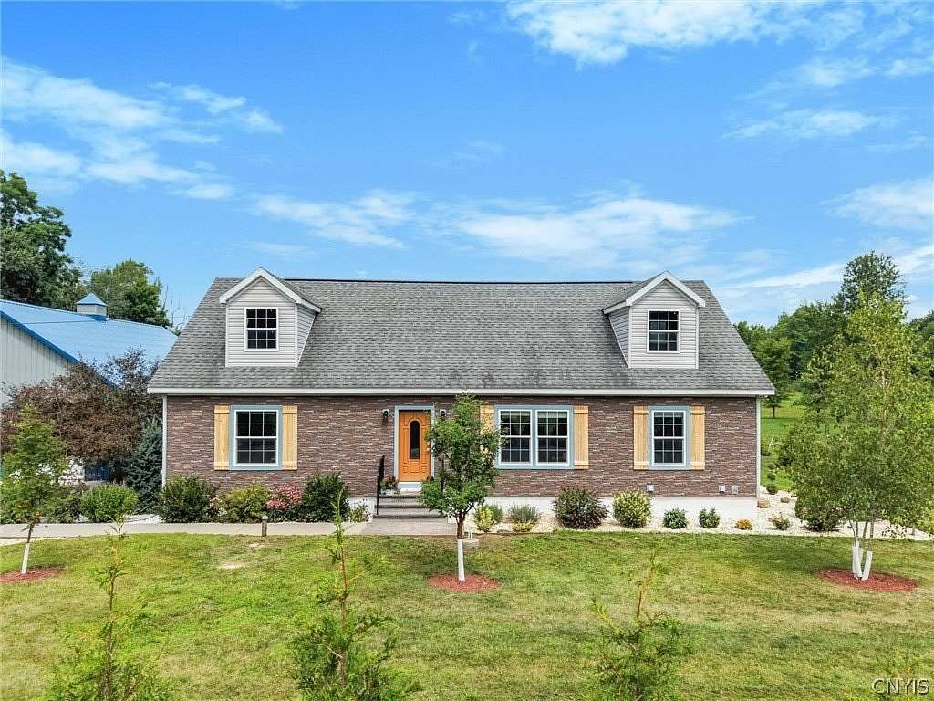 9.77 Acres of Land with Home for Sale in Baldwinsville, New York