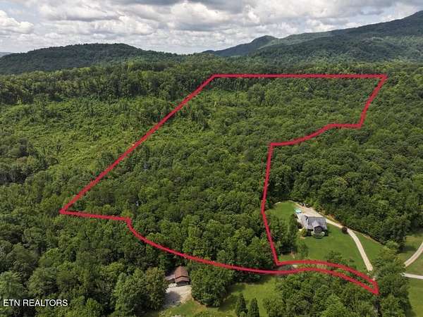 20 Acres of Recreational & Residential Land for Sale in Oliver Springs, Tennessee