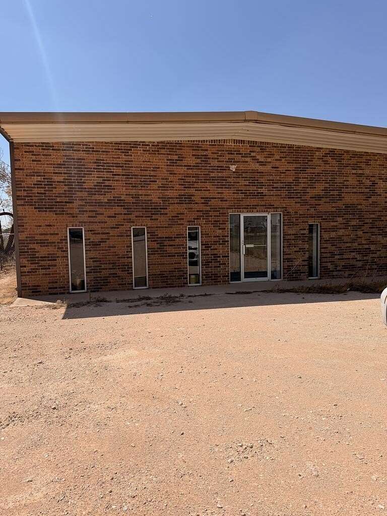 2 Acres of Improved Commercial Land for Sale in Midland, Texas