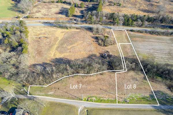 1 Acre of Residential Land for Sale in Riceville, Tennessee