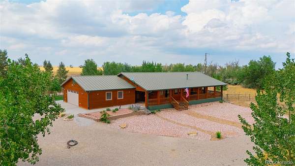 9.5 Acres of Land with Home for Sale in Keenesburg, Colorado