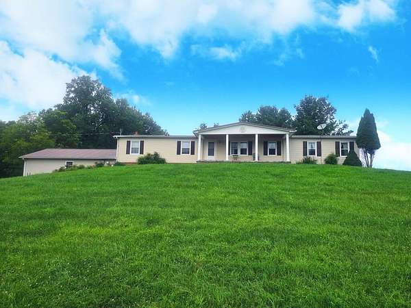 11.3 Acres of Land with Home for Sale in North Tazewell, Virginia