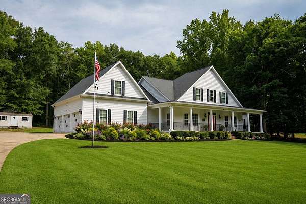 1.58 Acres of Land with Home for Sale in Winterville, Georgia