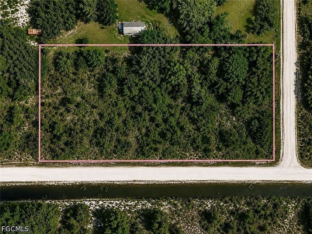1.25 Acres of Land for Sale in Clewiston, Florida