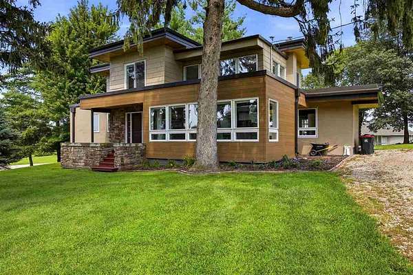 1.7 Acres of Land with Home for Sale in Swisher, Iowa