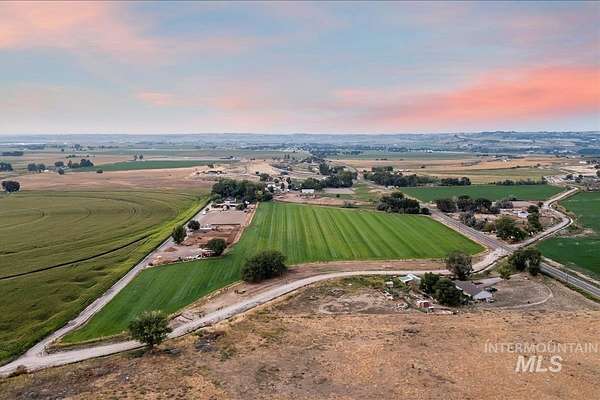 23.6 Acres of Land with Home for Sale in Marsing, Idaho