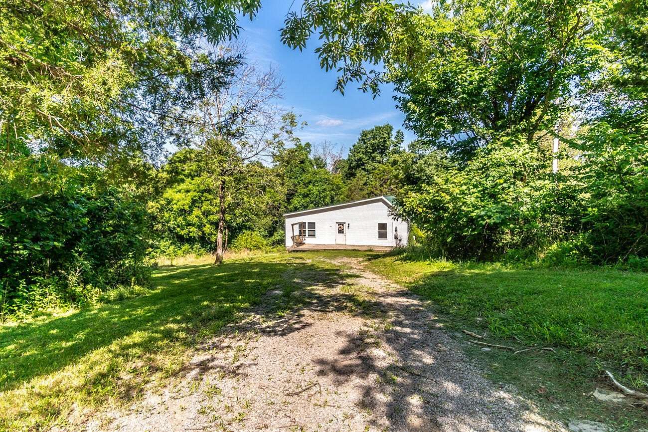 8 Acres of Land with Home for Sale in Willisburg, Kentucky