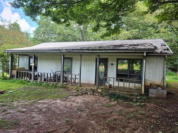 4 Acres of Land with Home for Sale in Maysville, Georgia