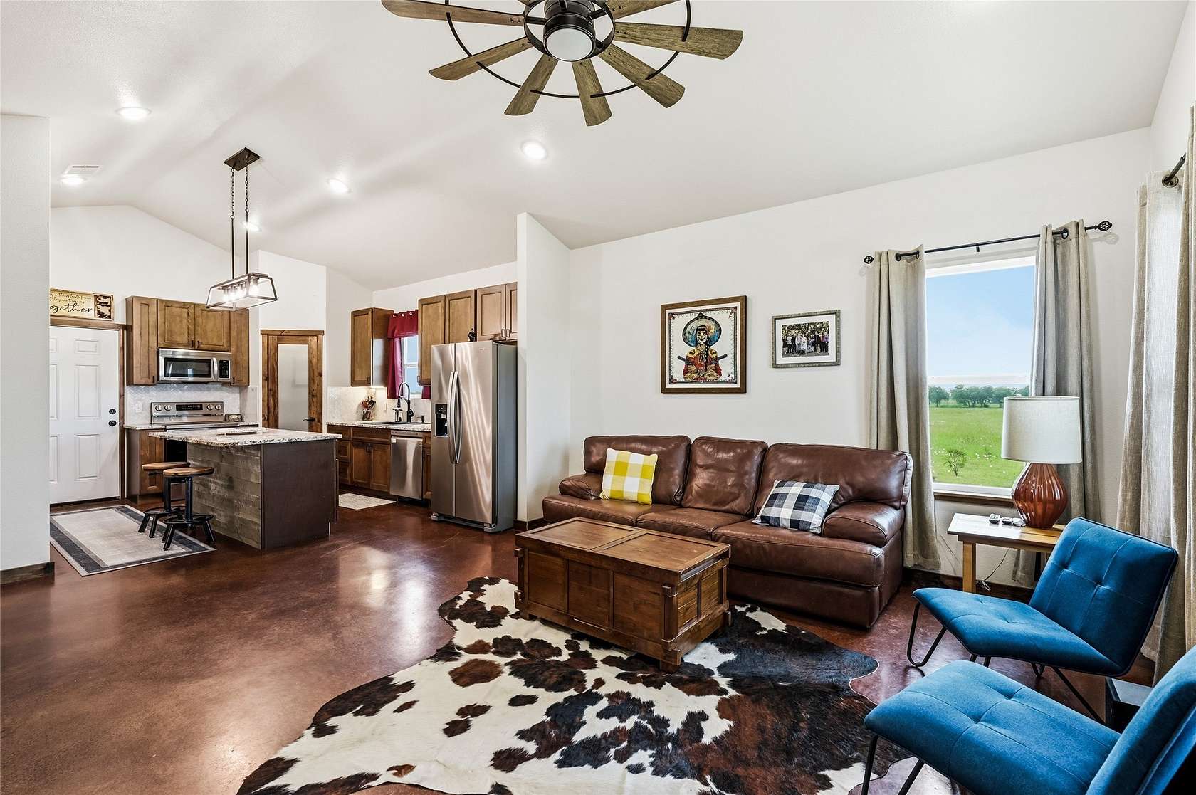 14 Acres of Land with Home for Sale in Celeste, Texas
