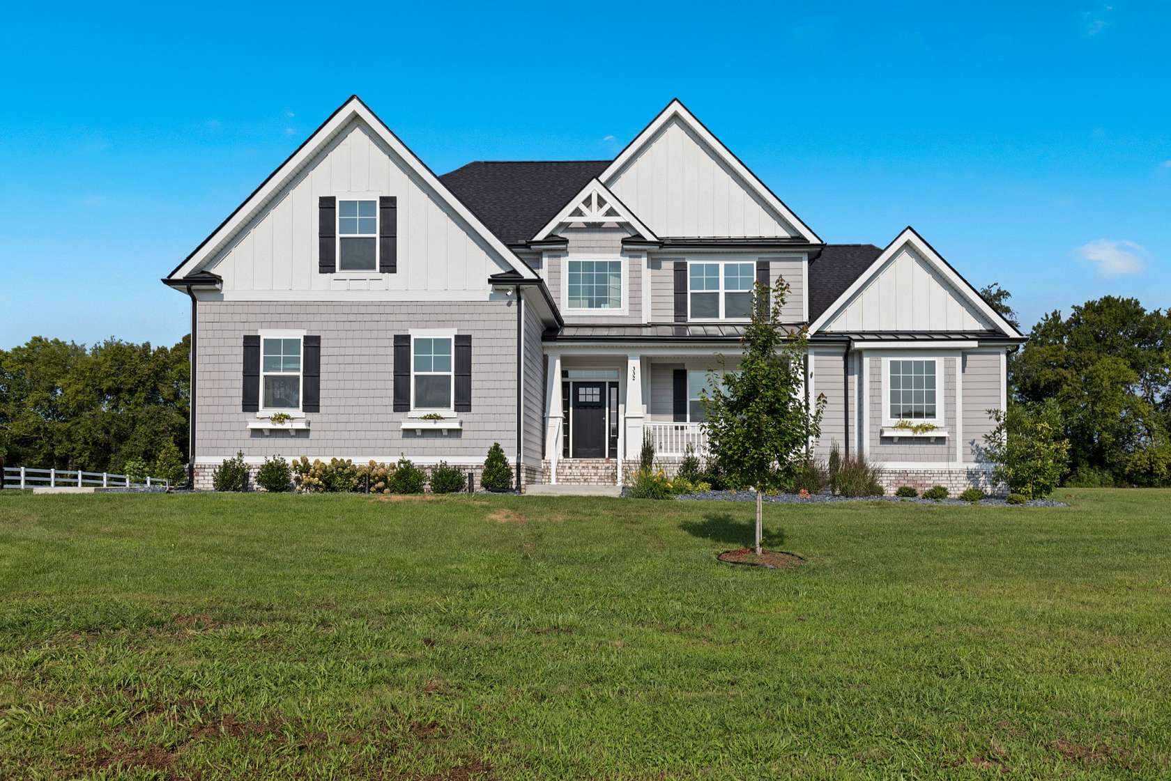 2.34 Acres of Land with Home for Sale in Gallatin, Tennessee